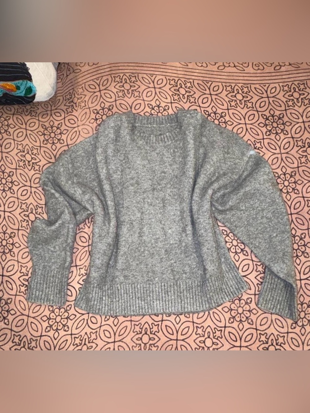 Cozy Zara Gray Crewneck Women's Sweater
